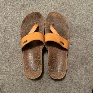 Reef platform sandals